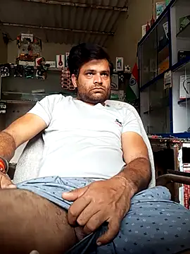 Snapshot of Priynkarani chatting on February 2, 2026, 11:53 am Priynkarani online show from February 2, 2026, 11:53 am