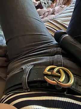 Ana-05 online show from September 19, 2025, 11:58 am