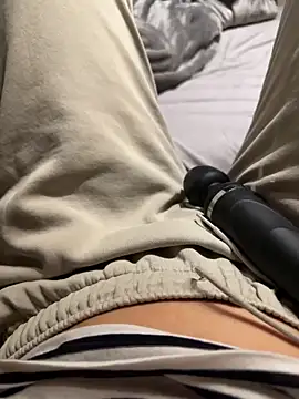 Ana-05 online show from October 29, 2025, 7:02 pm