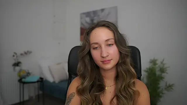 Snapshot of magic___smile chatting on February 1, 2025, 5:16 pm magic smile online show from February 1, 2025, 5:16 pm