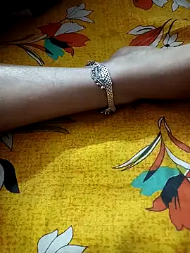 Snapshot of lakey91girl chatting on January 29, 2025, 5:13 pm lakey91girl online show from January 29, 2025, 5:13 pm