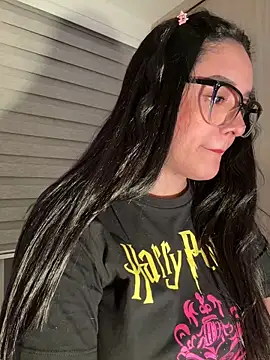 Snapshot of kenndall_21 chatting on February 3, 2026, 2:53 am kenndall 21 online show from February 3, 2026, 2:53 am