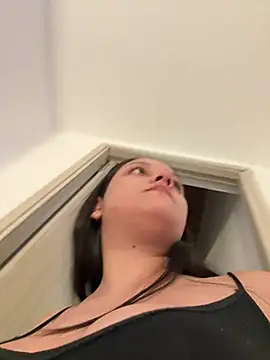 Snapshot of kenndall_21 chatting on February 12, 2026, 2:33 am kenndall 21 online show from February 12, 2026, 2:33 am