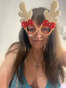 ZaraFay online show from January 10, 2026, 8:04 pm