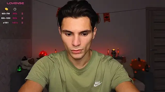 denlover1 online show from October 14, 2025, 6:47 am