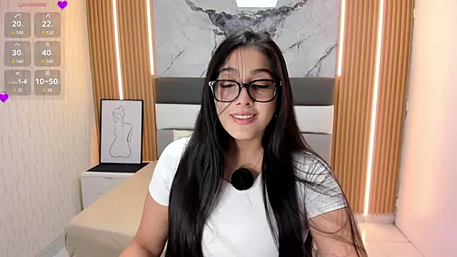 Alyssapark online show from November 19, 2025, 7:14 pm