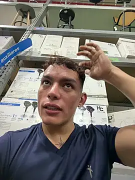 Snapshot of _EUFRATES_ chatting on March 26, 2026, 12:20 am EUFRATES online show from March 26, 2026, 12:20 am