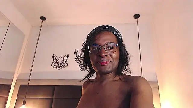 candy lovee69 online show from October 27, 2025, 9:38 pm