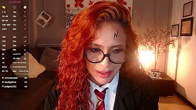 Snapshot of sahra_taylor_ chatting on February 26, 2025, 9:20 pm sahra taylor online show from February 26, 2025, 9:20 pm