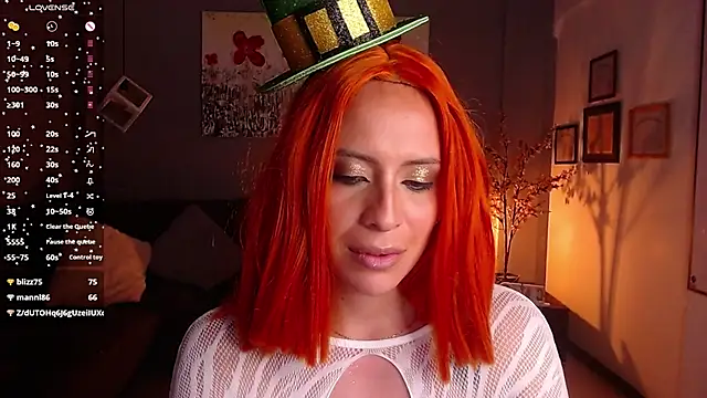 Snapshot of sahra_taylor_ chatting on March 17, 2025, 9:02 pm sahra taylor online show from March 17, 2025, 9:02 pm