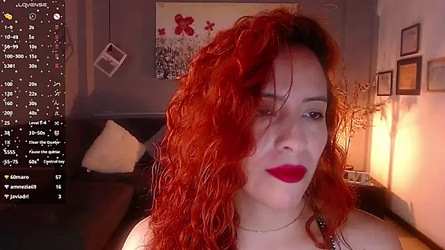 Snapshot of sahra_taylor_ chatting on March 11, 2025, 5:35 pm sahra taylor online show from March 11, 2025, 5:35 pm