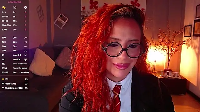 Snapshot of sahra_taylor_ chatting on March 15, 2025, 3:48 pm sahra taylor online show from March 15, 2025, 3:48 pm