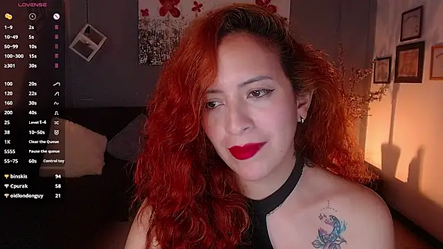 Snapshot of sahra_taylor_ chatting on March 19, 2025, 5:17 pm sahra taylor online show from March 19, 2025, 5:17 pm