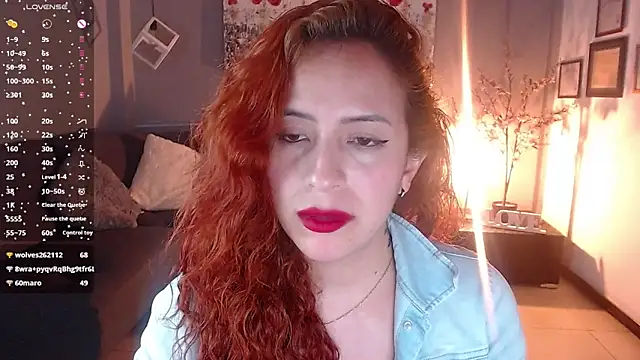 Snapshot of sahra_taylor_ chatting on March 12, 2025, 8:09 pm sahra taylor online show from March 12, 2025, 8:09 pm