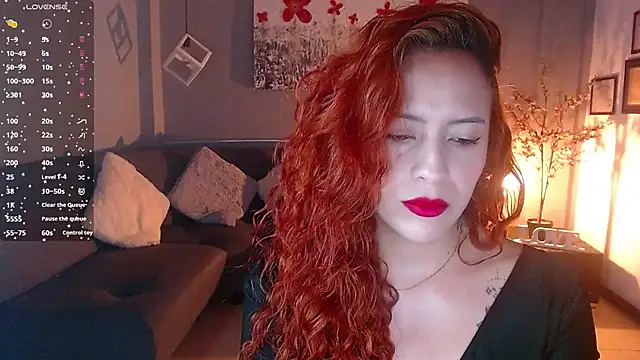 Snapshot of sahra_taylor_ chatting on March 14, 2025, 2:08 pm sahra taylor online show from March 14, 2025, 2:08 pm