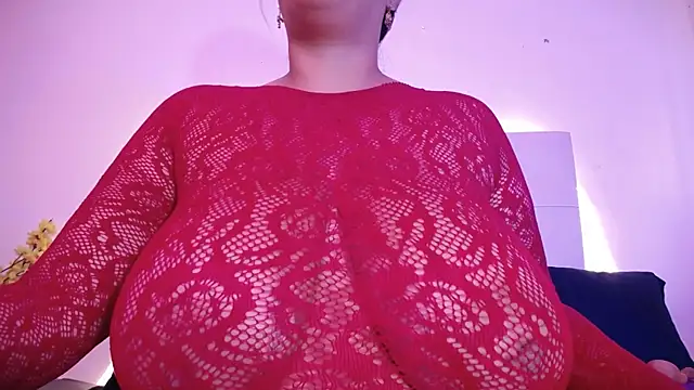 Nicol Love0 online show from April 23, 2026, 12:29 pm
