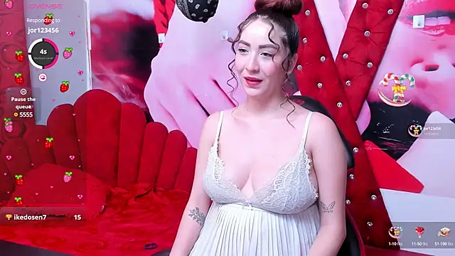 Snapshot of sweet_thalia_ chatting on January 22, 2025, 7:56 pm sweet thalia online show from January 22, 2025, 7:56 pm