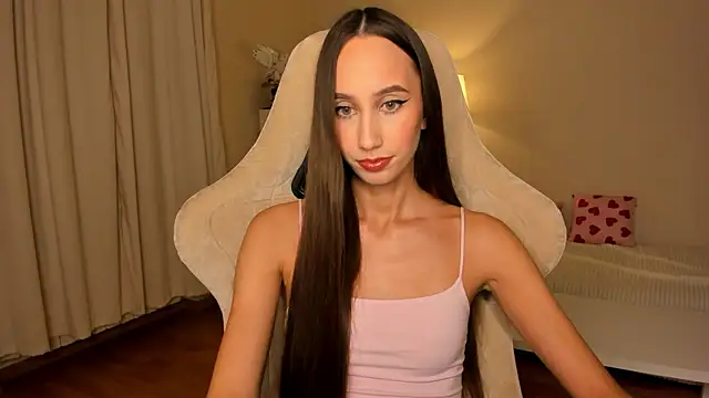 Snapshot of your_emily_ chatting on September 18, 2025, 7:17 pm your emily online show from September 18, 2025, 7:17 pm