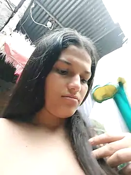 girl milk1 online show from March 4, 2025, 8:38 pm