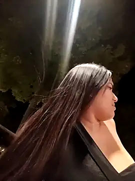 girl milk1 online show from December 20, 2025, 12:46 am