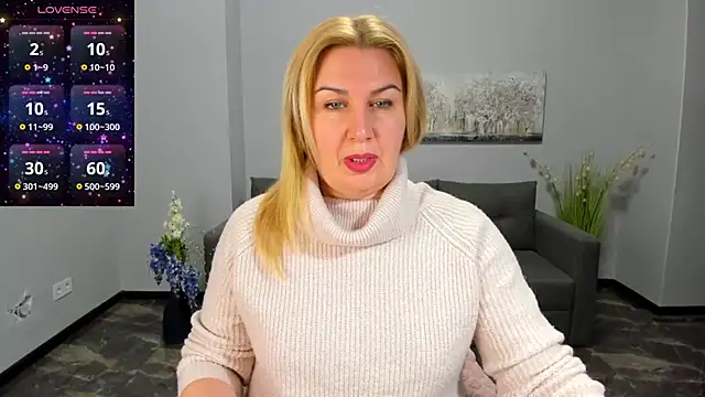 Snapshot of Lili_Crossi chatting on February 6, 2026, 6:31 am Lili Crossi online show from February 6, 2026, 6:31 am