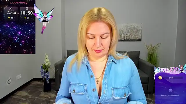 Snapshot of Lili_Crossi chatting on February 25, 2026, 6:46 am Lili Crossi online show from February 25, 2026, 6:46 am