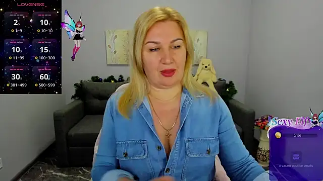 Snapshot of Lili_Crossi chatting on December 22, 2025, 6:57 am Lili Crossi online show from December 22, 2025, 6:57 am