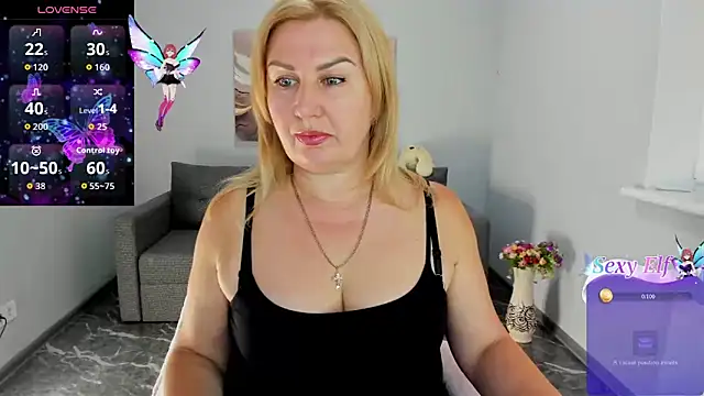 Snapshot of Lili_Crossi chatting on June 29, 2026, 6:20 am Lili Crossi online show from June 29, 2026, 6:20 am