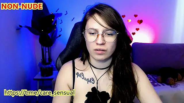 Snapshot of M_Sensual chatting on February 24, 2025, 8:27 am M Sensual online show from February 24, 2025, 8:27 am