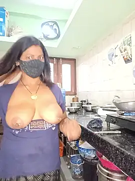 Snapshot of Jiya-Sexy chatting on October 13, 2025, 3:52 am Jiya-Sexy online show from October 13, 2025, 3:52 am