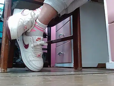 Snapshot of sammy_goddess chatting on February 4, 2026, 1:17 pm sammy goddess online show from February 4, 2026, 1:17 pm