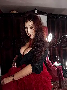 Snapshot of GypsyEsmeralda chatting on September 23, 2025, 6:20 am GypsyEsmeralda online show from September 23, 2025, 6:20 am
