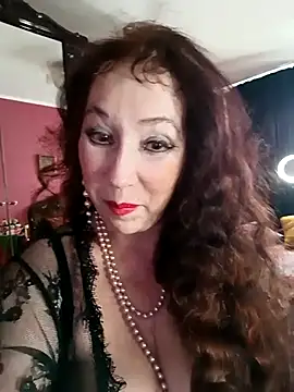 Snapshot of GypsyEsmeralda chatting on March 18, 2025, 4:51 am GypsyEsmeralda online show from March 18, 2025, 4:51 am