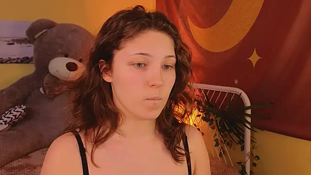 Snapshot of cherry_lea chatting on February 26, 2025, 6:04 pm cherry lea online show from February 26, 2025, 6:04 pm