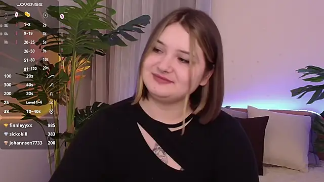 Snapshot of Alice_Walters chatting on January 31, 2025, 9:26 pm Alice Walters online show from January 31, 2025, 9:26 pm