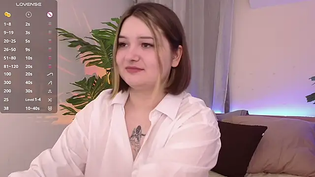 Snapshot of Alice_Walters chatting on January 30, 2025, 3:29 pm Alice Walters online show from January 30, 2025, 3:29 pm
