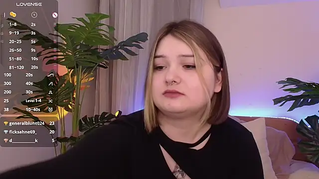 Snapshot of Alice_Walters chatting on January 29, 2025, 7:43 pm Alice Walters online show from January 29, 2025, 7:43 pm