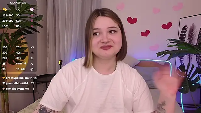 Snapshot of Alice_Walters chatting on February 7, 2025, 9:37 pm Alice Walters online show from February 7, 2025, 9:37 pm