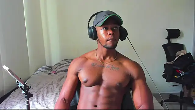 Snapshot of AdonisKnight chatting on September 30, 2025, 5:08 pm AdonisKnight online show from September 30, 2025, 5:08 pm