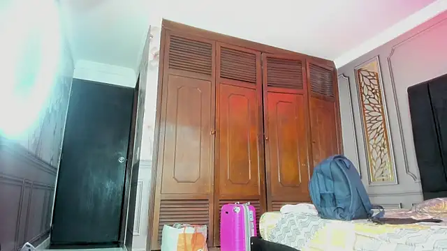 mature bigass   online show from March 19, 2025, 8:54 pm