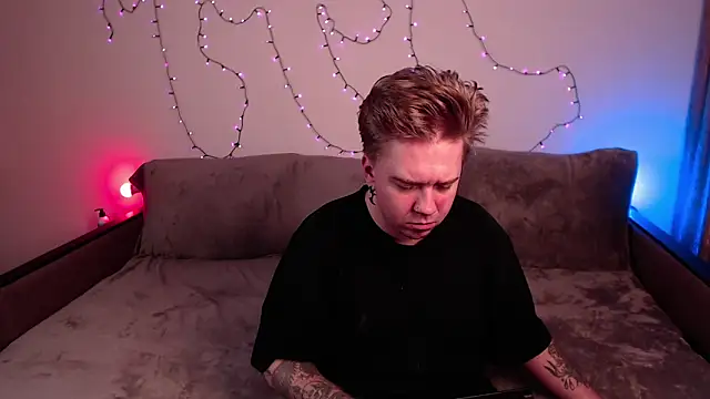 Snapshot of lust_beyond chatting on March 20, 2026, 12:11 am lust beyond online show from March 20, 2026, 12:11 am