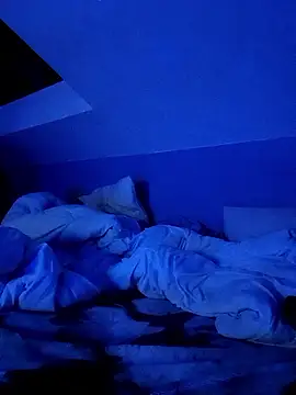 Snapshot of trannyfrench422 chatting on January 10, 2026, 9:43 pm trannyfrench422 online show from January 10, 2026, 9:43 pm