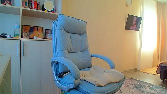 Brionia online show from May 6, 2026, 5:33 am