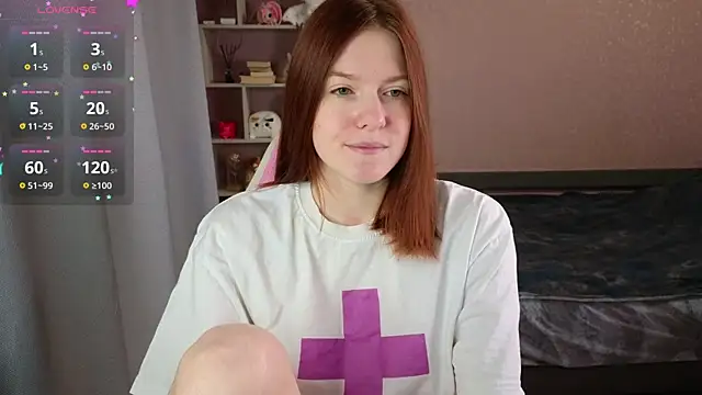 Snapshot of CassieJuice69 chatting on May 1, 2026, 8:03 pm CassieJuice69 online show from May 1, 2026, 8:03 pm