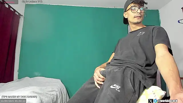 Snapshot of workbigcock chatting on September 11, 2025, 4:45 am workbigcock online show from September 11, 2025, 4:45 am