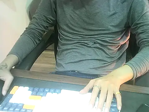 Snapshot of Ryan67533 chatting on January 11, 2026, 6:20 am Ryan67533 online show from January 11, 2026, 6:20 am