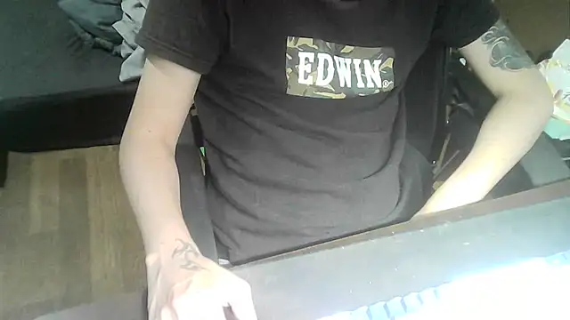 Snapshot of Ryan67533 chatting on October 4, 2025, 4:30 pm Ryan67533 online show from October 4, 2025, 4:30 pm