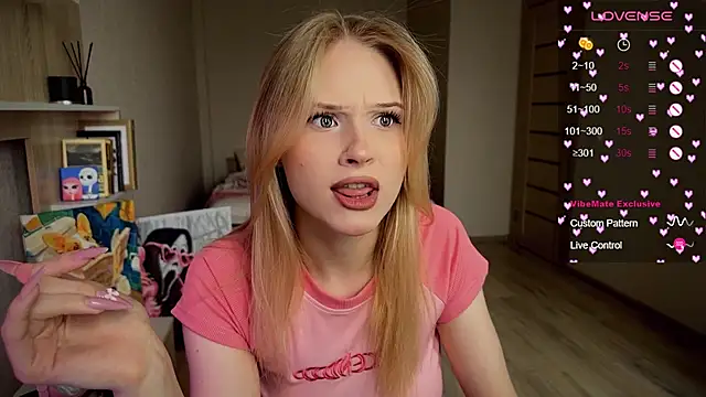 lisa barbie online show from October 4, 2025, 6:59 am