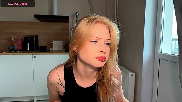 lisa barbie online show from May 24, 2026, 6:35 am