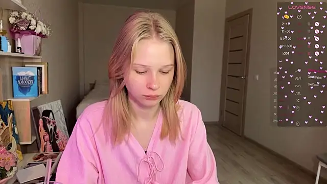 lisa barbie online show from November 28, 2025, 8:58 am